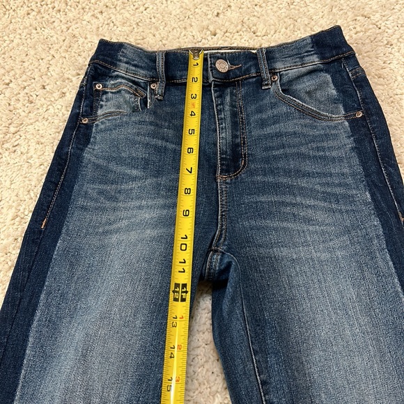 GARAGE 3 Premium 2 toned denim Ultra High Rise cropped jeans w slight distress - Picture 6 of 10